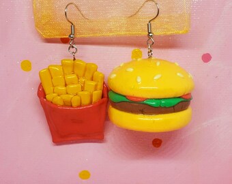 Pendientes de hamburguesa y patatas fritas