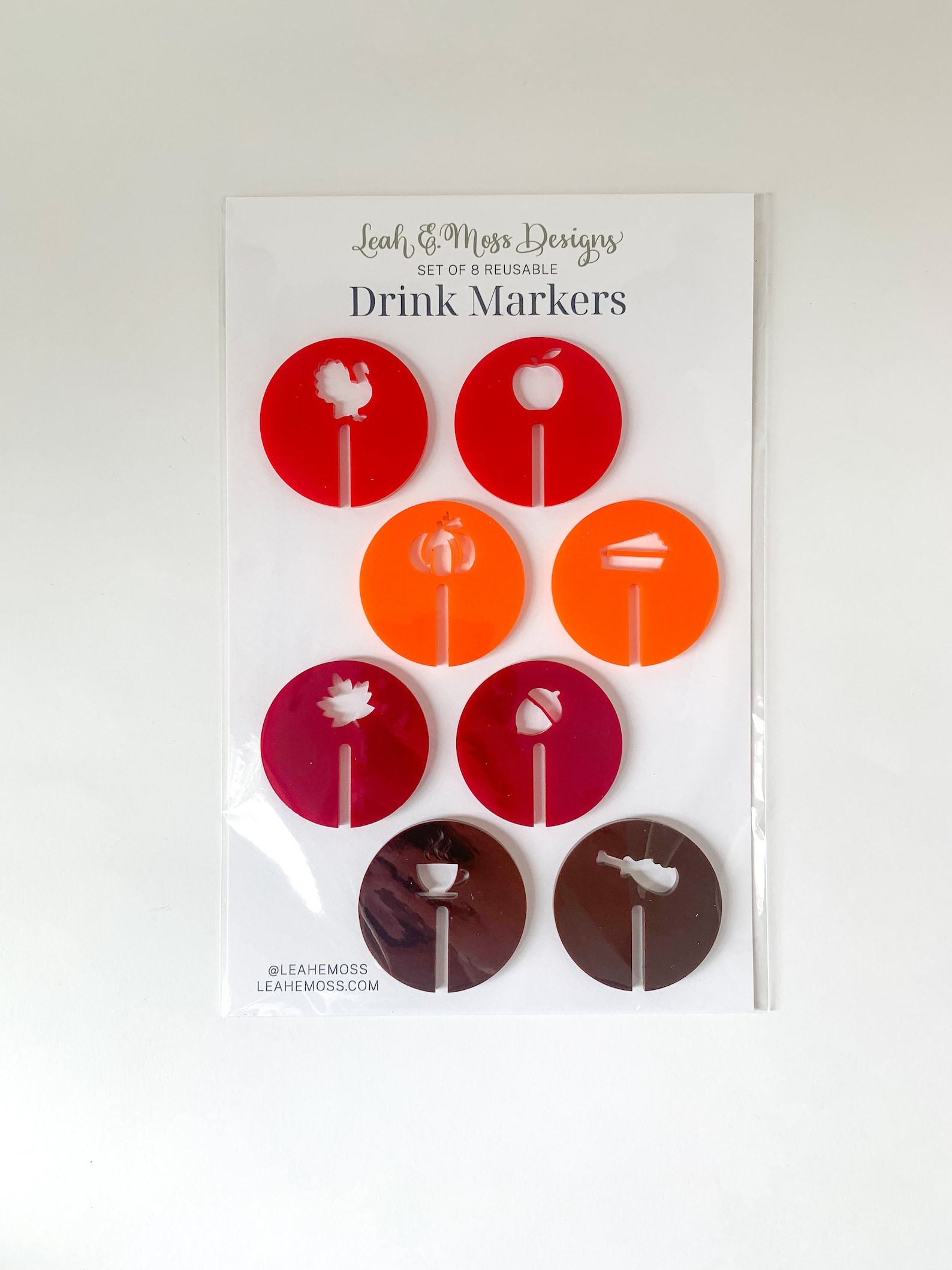Thanksgiving drink markers | Friendsgiving ideas - Leah E. Moss Designs