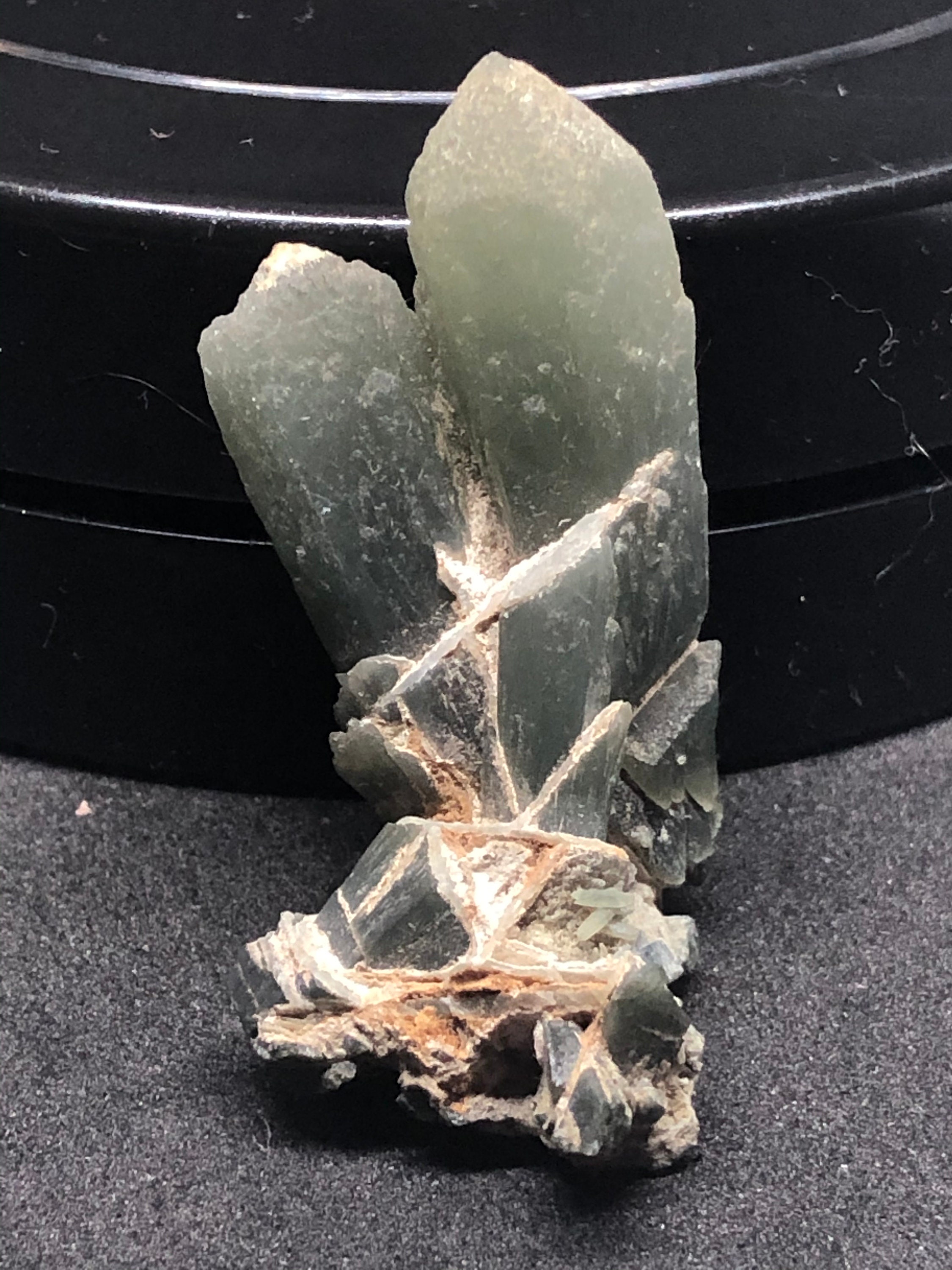 希少なセリフォス産グリーンクォーツ・プレーズ・クラスター - Etsy 日本