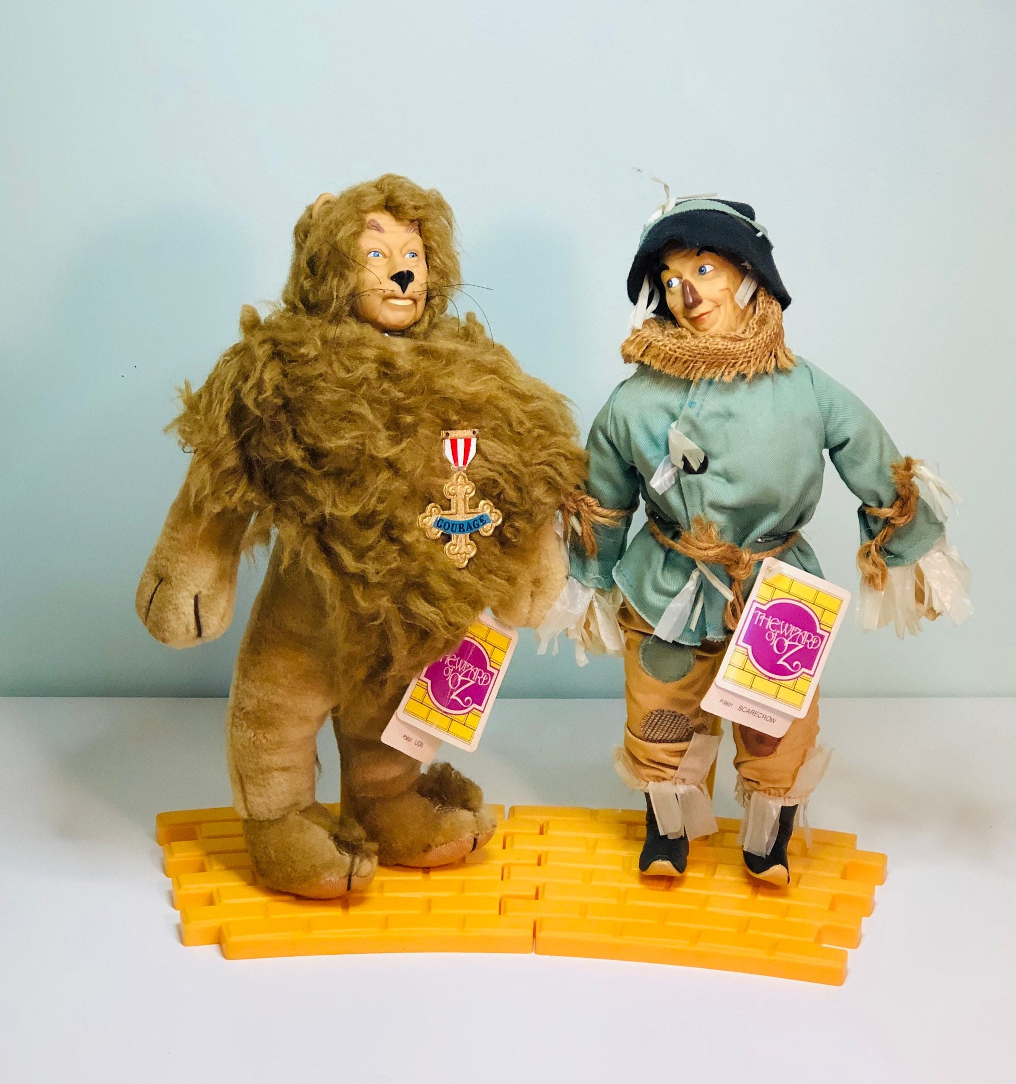 Vintage 1987 Wizard of Oz Dolls: Cowardly Lion & Scarecrow With