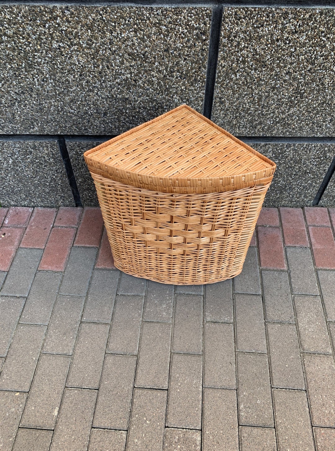 Corner Rattan Baskets, Laundry Hamper, Lidded Basket, Baskets With Lid