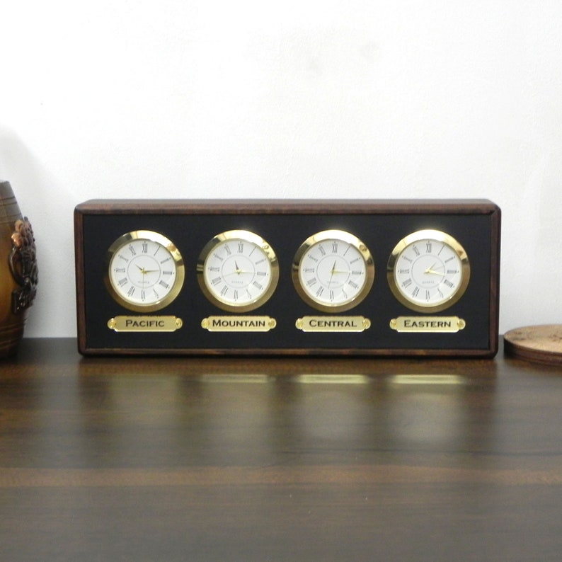 Time Zone Clock. 4 Customizable Zones. Optional Zone Labels. Personal