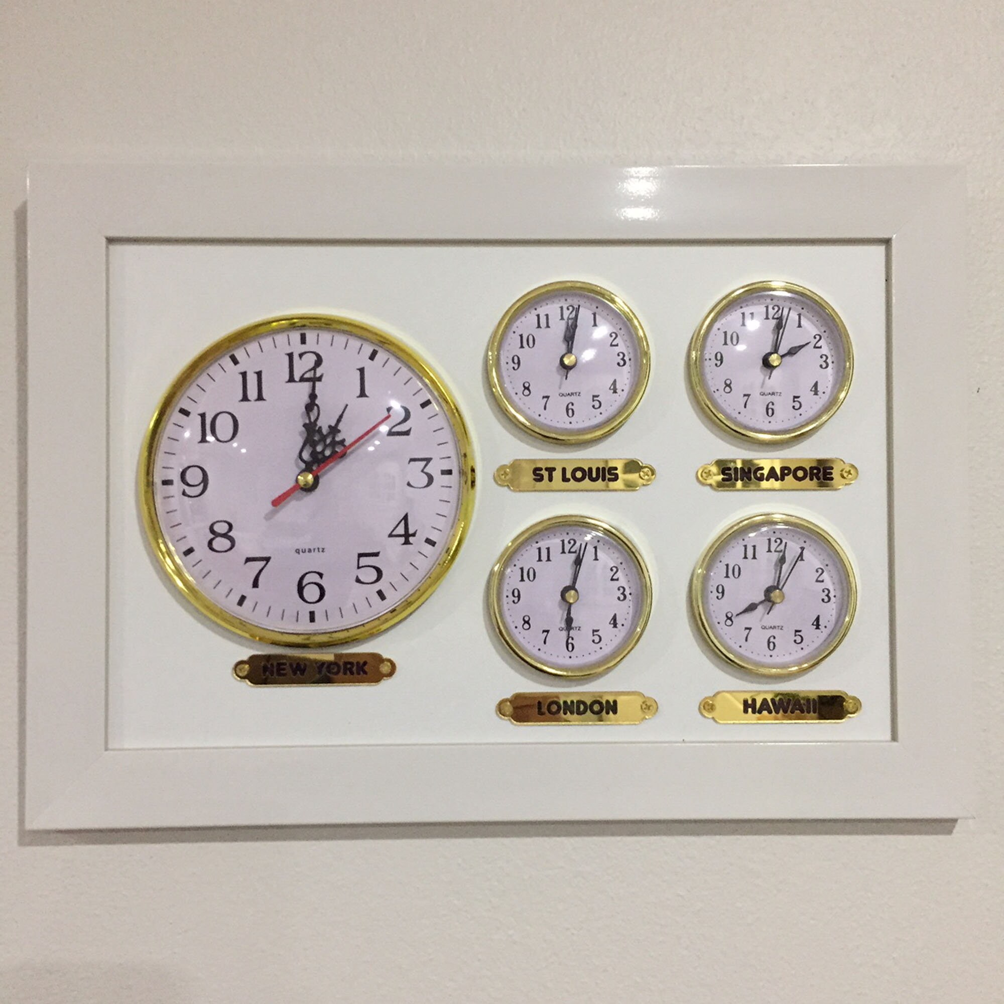 White Wall Clock. Customizable 41 Time Zone Clock. Multiple