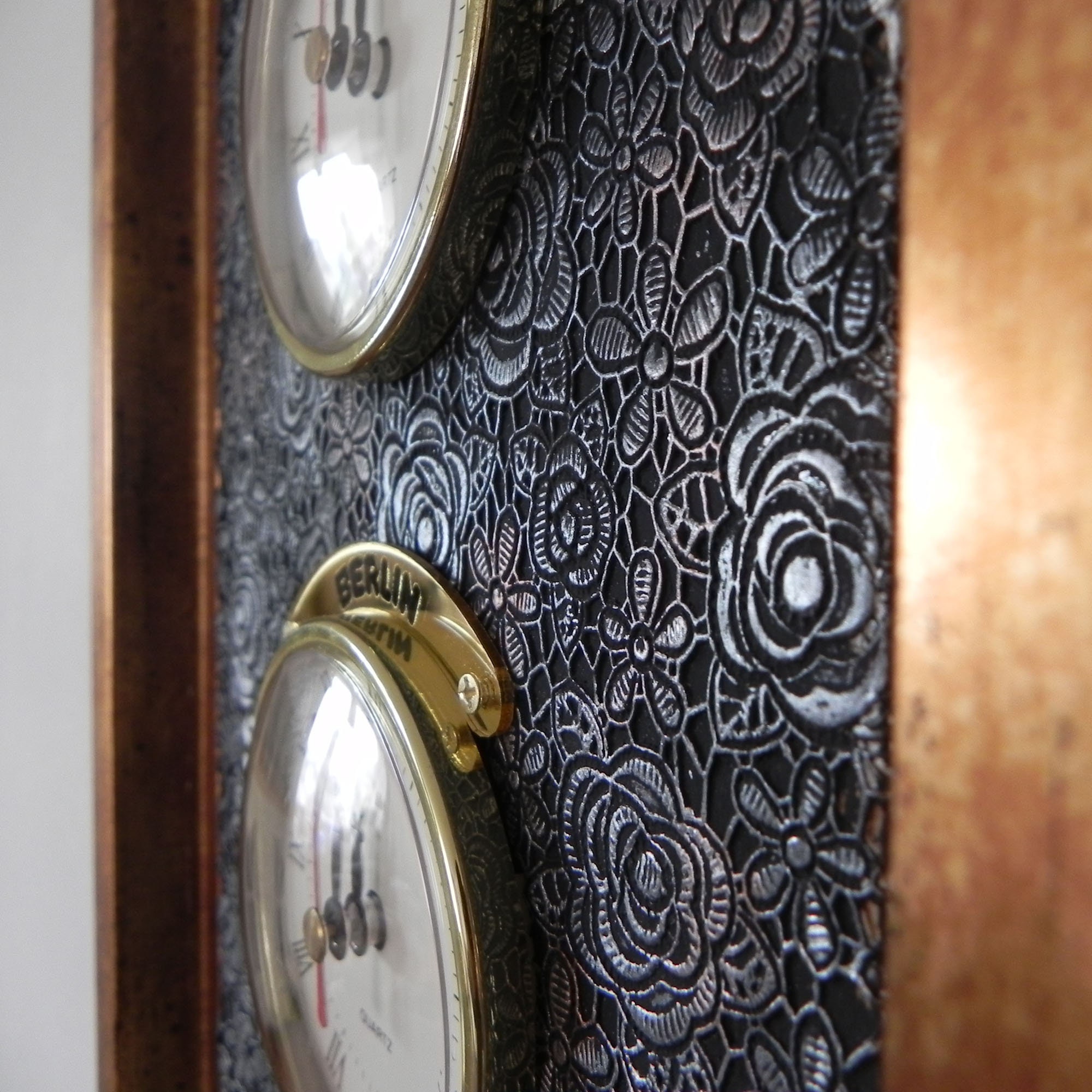 Time Zone Clock. 6 Zone Times. Multi Zone Clock. Custom Time Zone Clock. 6 Time Zone Clock