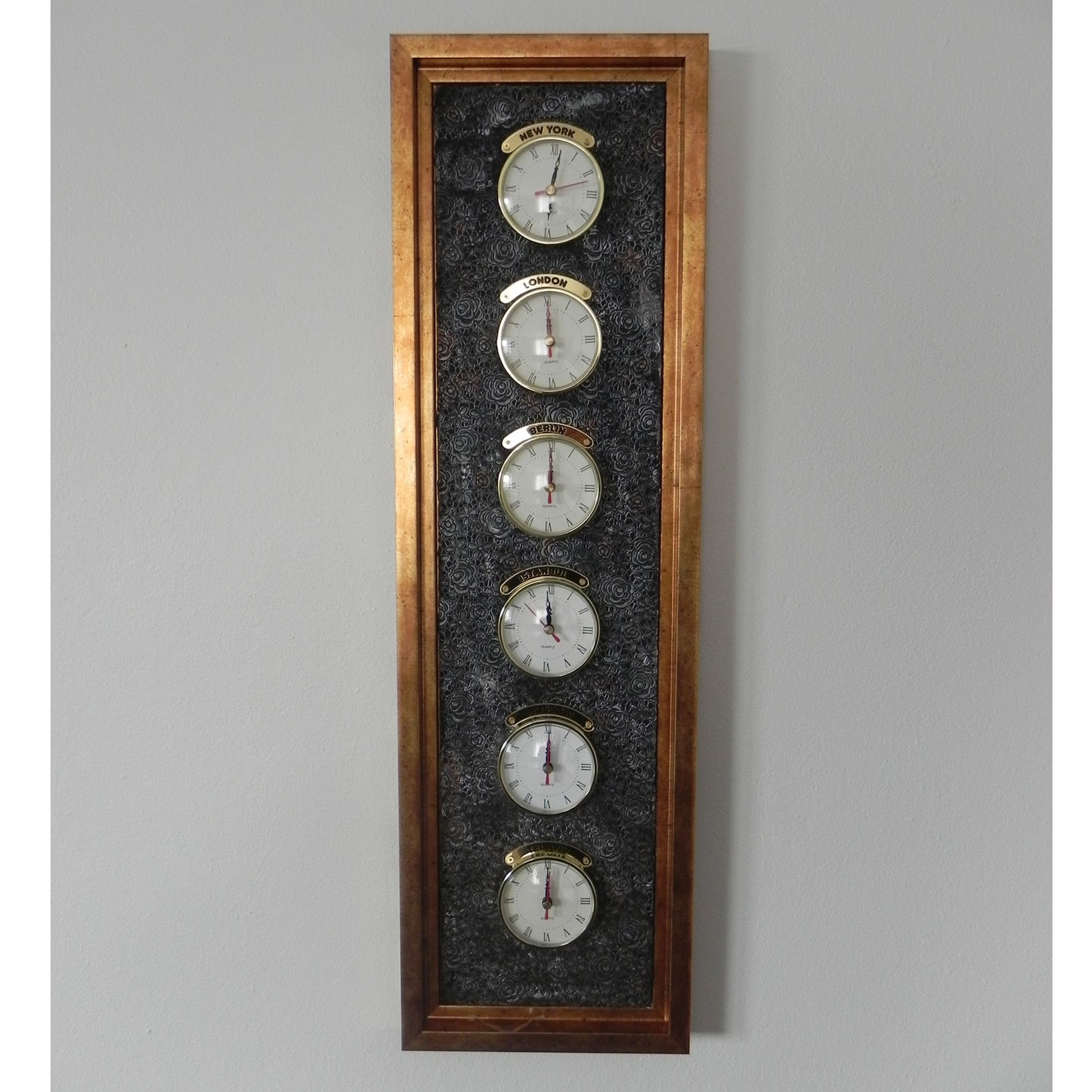 Time Zone Clock. 6 Zone Times. Multi Zone Clock. Custom Time Zone Clock