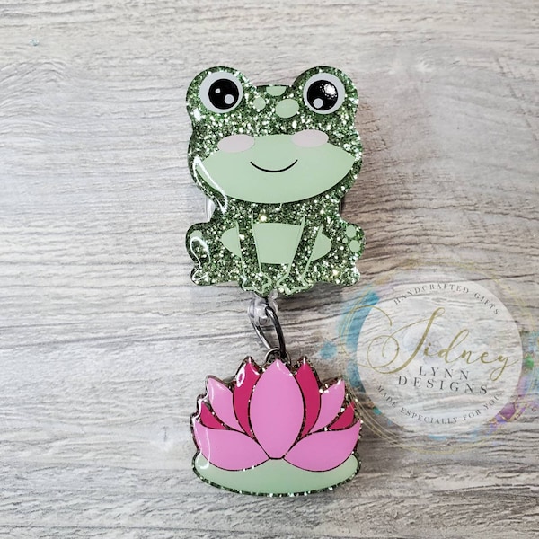 Frog with or without lilypad