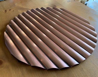 Handmade Copper Kitchen Trivet: Contemporary Hot Pan Protector