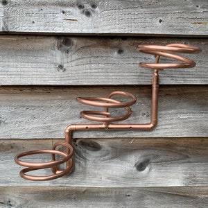 Plant pot holder, plant pot hanger, handmade copper plant holder, copper plant hanger, indoor or outdoor wall mounted plant pot hanger Zig-zag