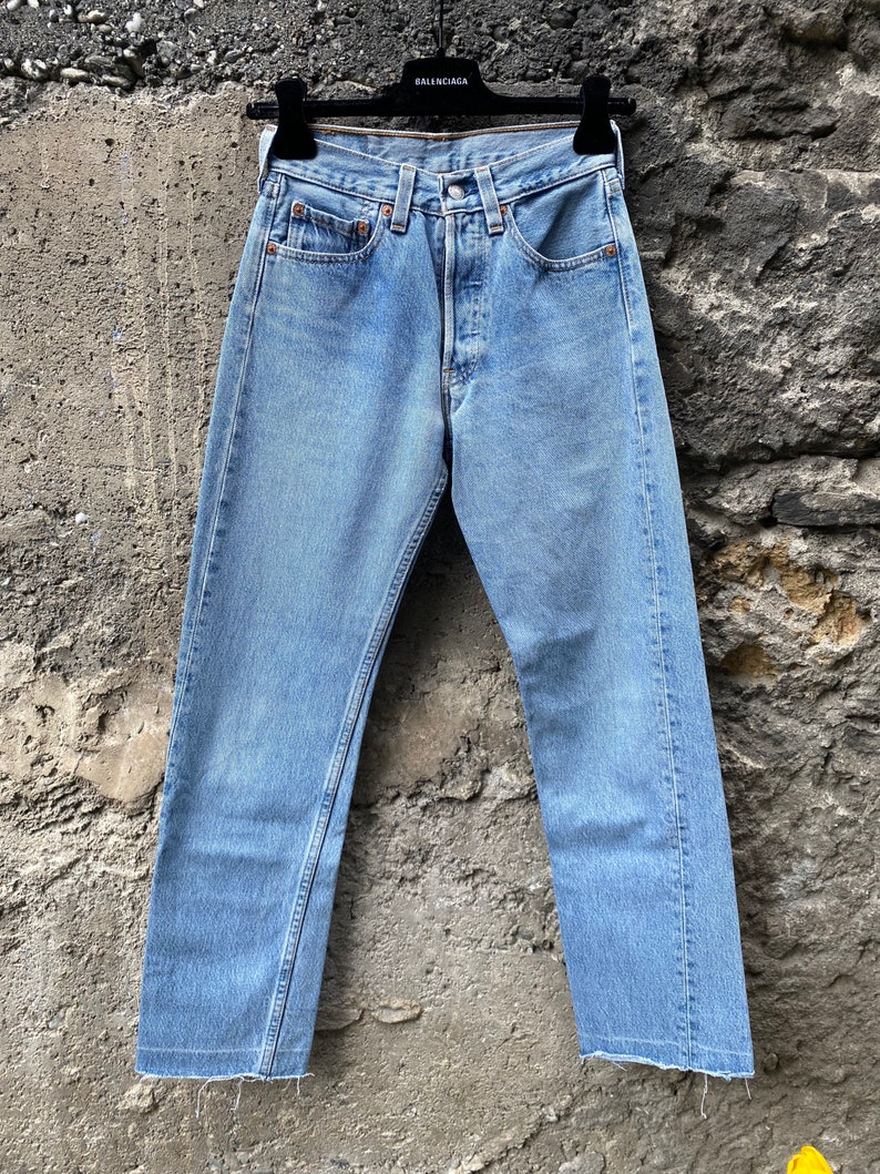 levi's 501 stonewash blue
