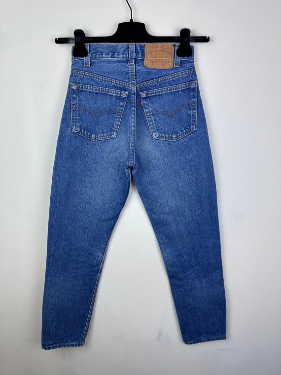 Levis 501 vintage w24 L28 medium blue jeans stone… - image 2
