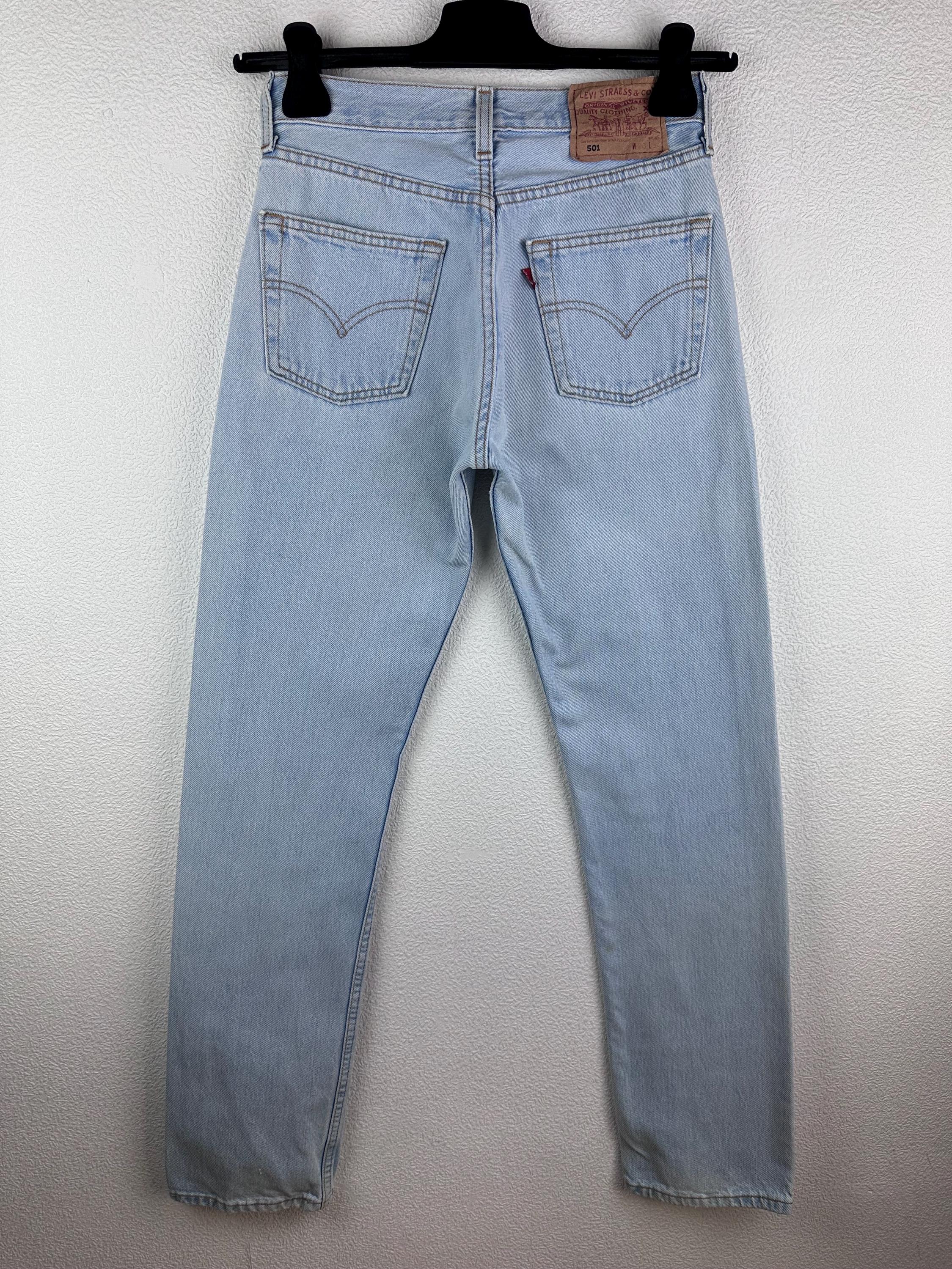 Levis 501 Vintage W26 L34 Jeans 501s Light Blue Stonewash Faded