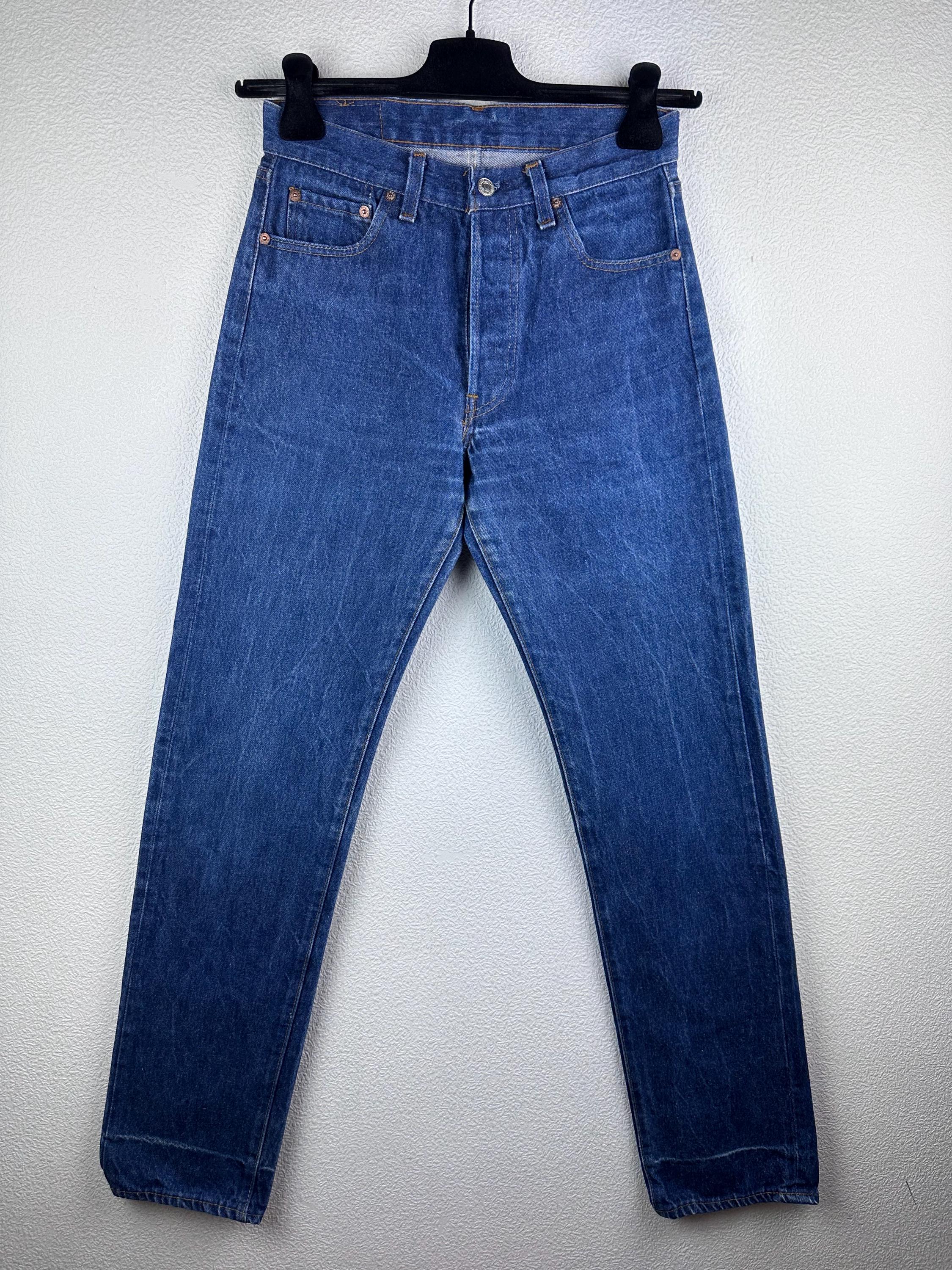 Levi's 501 Vintage W26/27 L33 Dark Blue Raw Wash Jeans 80s