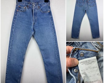 Levi's 501 90年代　USA製　W32 L32 90s Levi's 501 Vintage W28 L32 Size Measured/actual Size Measured