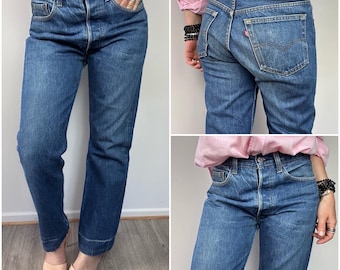 Levis 501 Vintage W23 L32 Jeans 501s Medium Blue Stonewash Faded