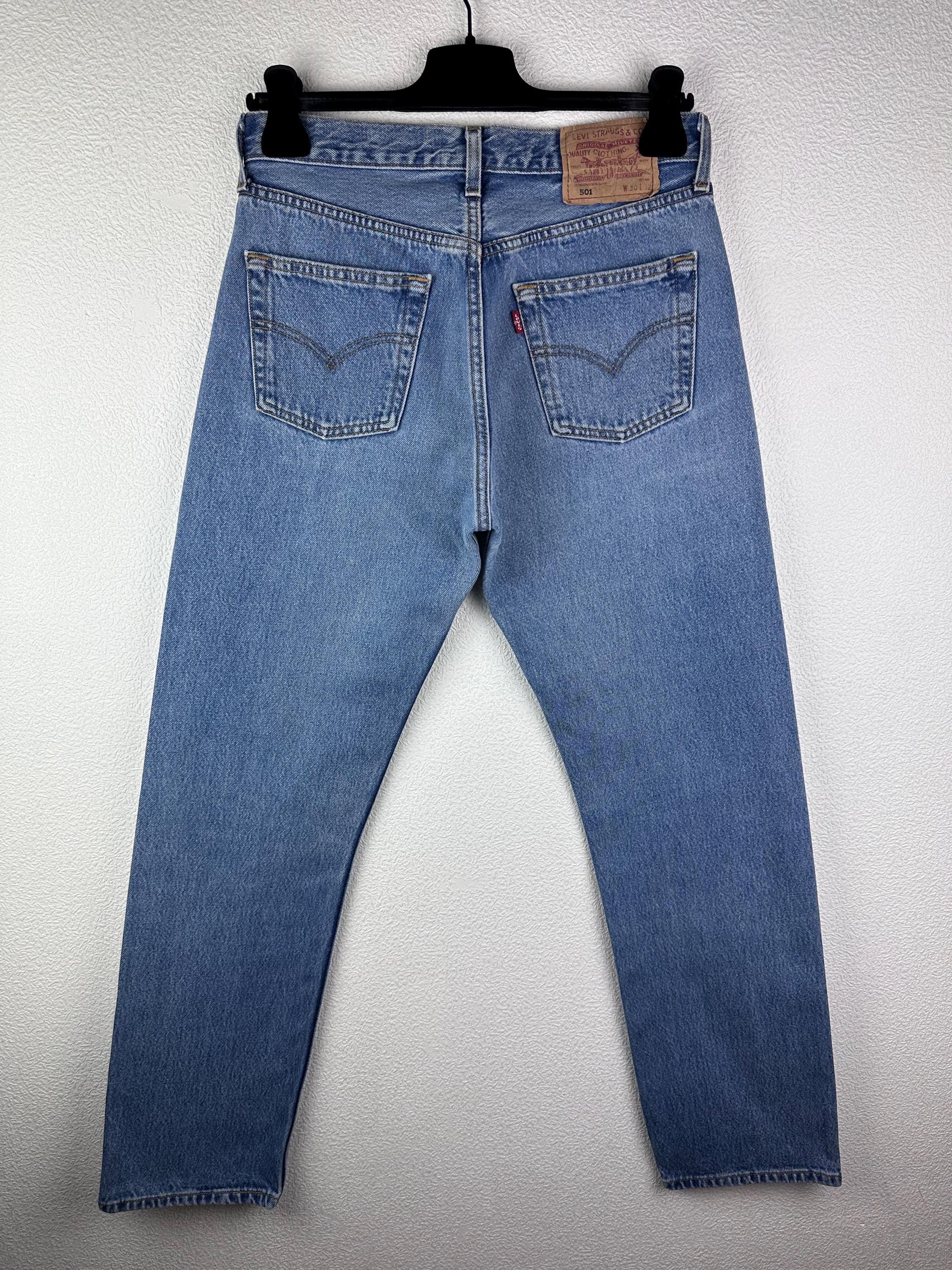 Levi's 501 Vintage W28 L32 Jeans 501s Medium Blue Stonewash Faded