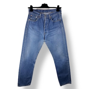 Levi’s 501 vintage w30 L31 jeans 501s medium blue stonewashed Levi’s straight leg buttonfly regular fit