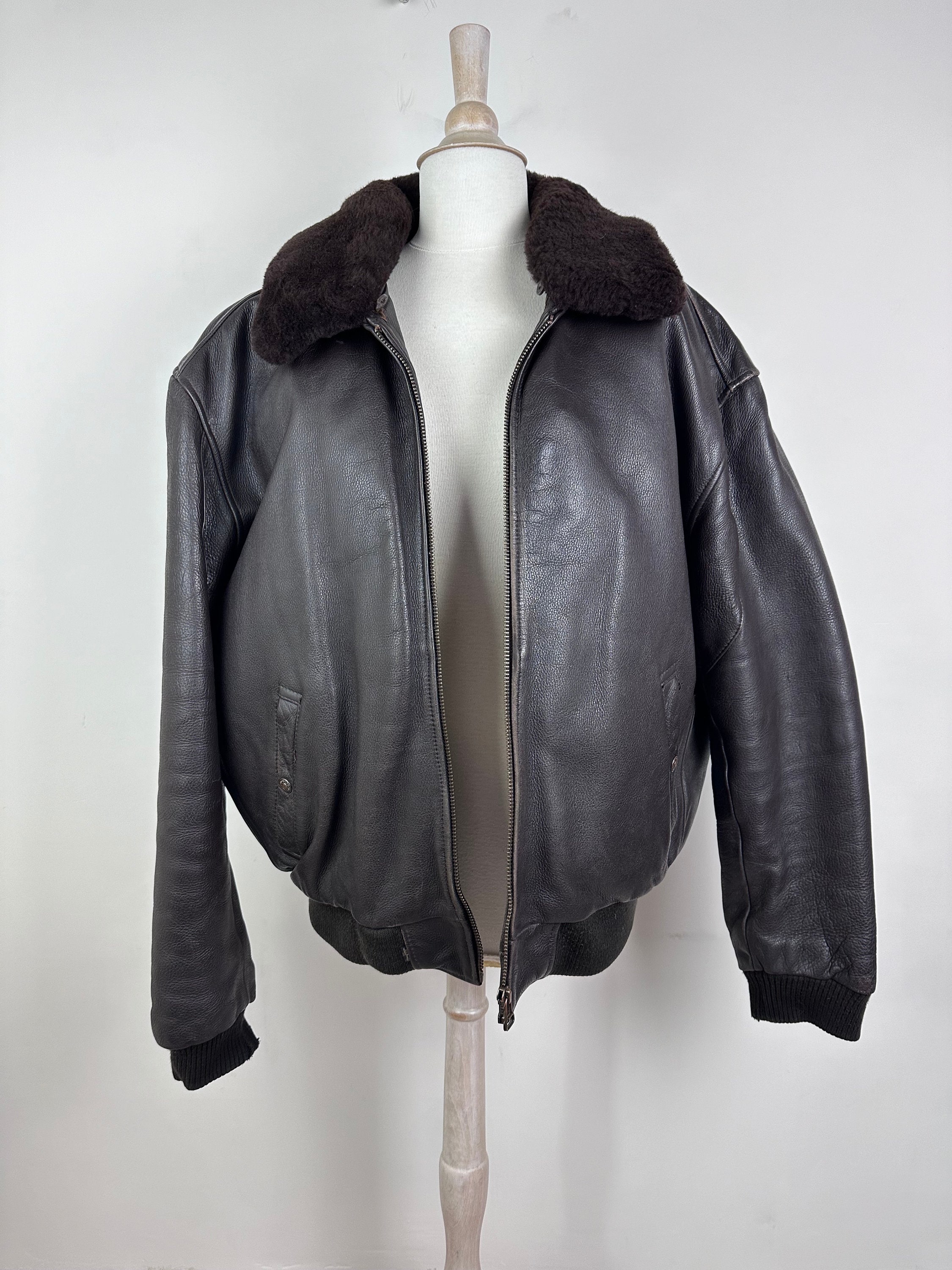 Levis Vintage Jacket Bomber Leather 90s Dark Brown XL Fur Levis Vintage Jacket Bomber Leather 90s Dark Brown XL Fur