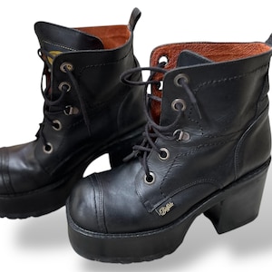靴 Buffalo LONDON high cut boots 80s Buffalo London Belted Highcut BootBuffalo London Boots Vintage