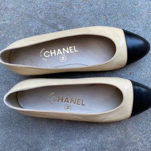 Chanel Black CC Cap Toe Bow Flat Ballerina 37.5 – The Closet