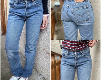 Levi's 501 jeans w27 L31 vintage blauwe stonewash vervaagde Levis denim met rechte pijpen en knoopsluiting