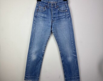 Levi’s 501 jeans w23 L28 vintage bleu stonewash délavé 80s Levis denim button fly straight leg