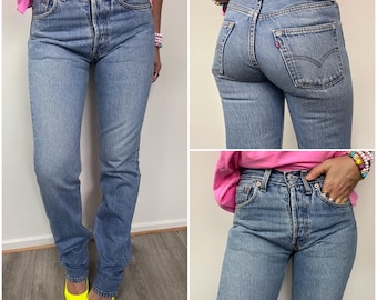 Levis 501 vintage w25 L33 blue stonewash jeans 90s straight leg buttonfly Levi's denim UK