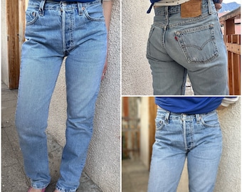 Levis 501 Jeans W27 L32 Vintage 501s Blue Stonewash verblasst 90er Levi's Denim gerades Bein Knopfleiste USA 1997