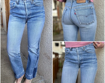 Levis 501xx jeans w26 L29 vintage 501s bleu stonewash 90s Levi’s denim straight leg buttonfly USA 1990