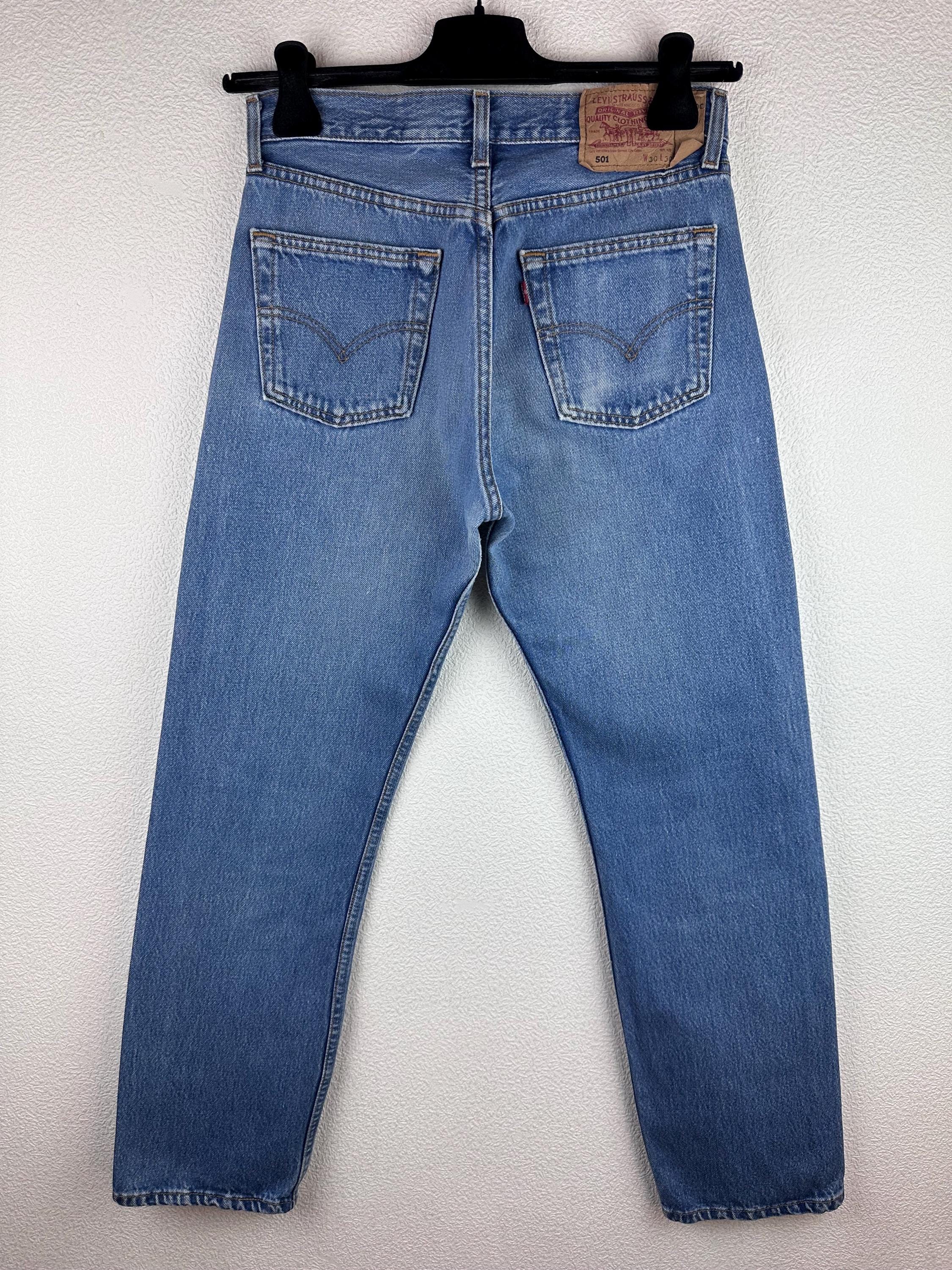 Levi's 501 Vintage W28 L30 Jeans 501s Medium Blue Stonewash Faded