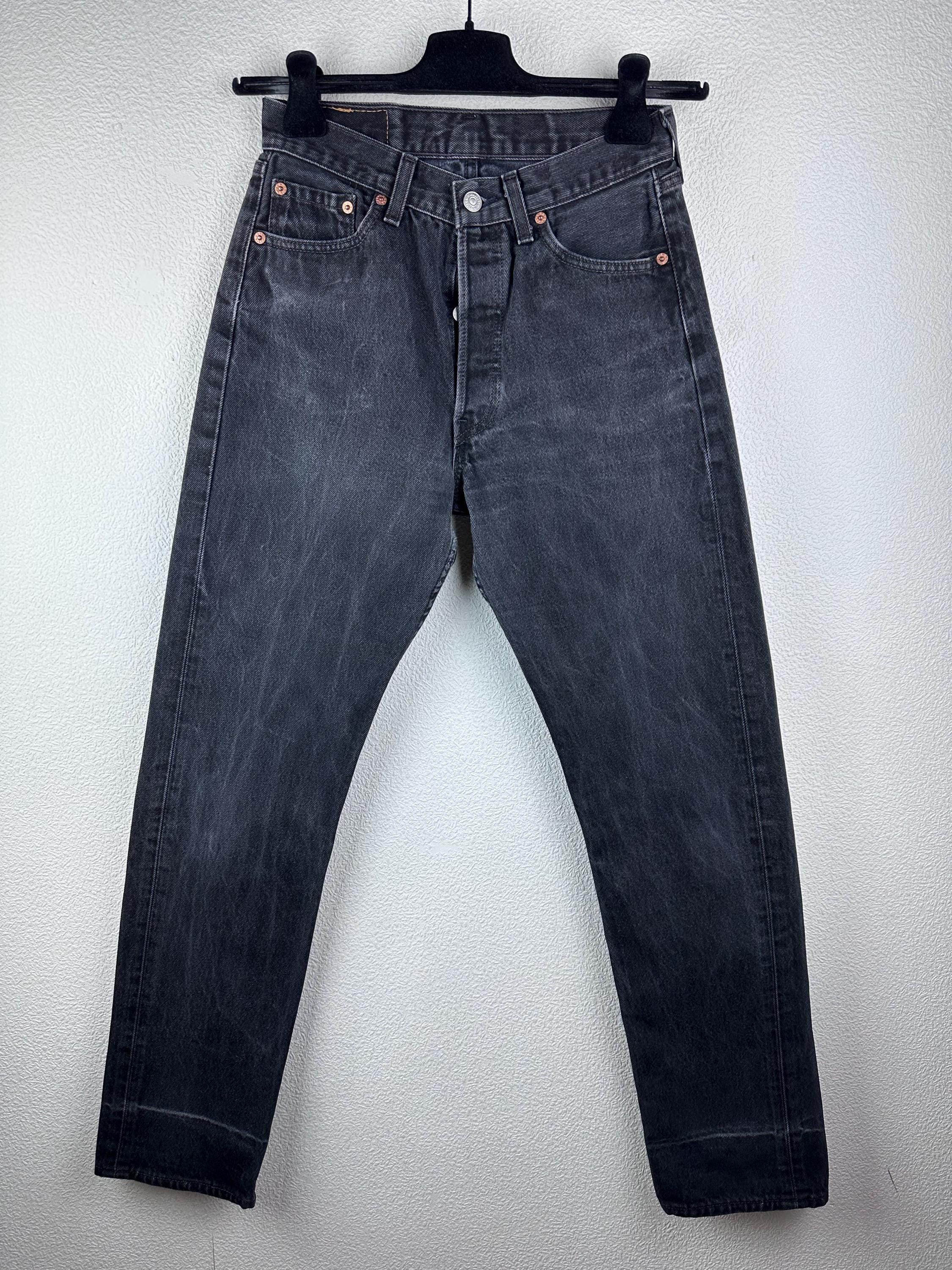 Levis 501 Vintage W27 L32 for Women Washed Black Jeans 90s 