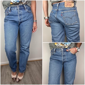 Levi&#39;s 501 vintage w28 L30 jeans 501s medium blue stonewash faded 90s Levis straight leg buttonfly regular fit