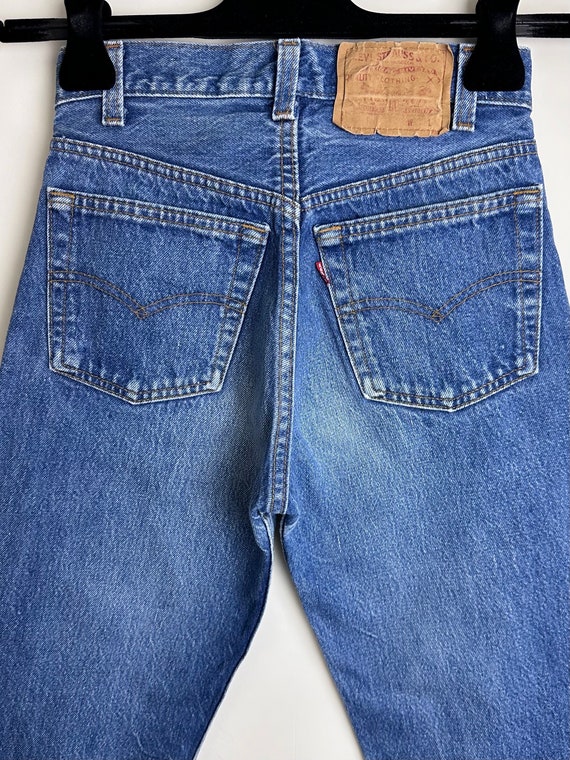 Levis 501 vintage w24 L28 medium blue jeans stone… - image 7