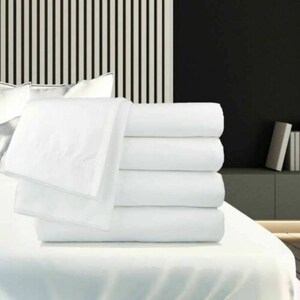 Experience Premium Comfort: Oxford Classic White Queen Fitted Sheets - Hotel-Quality Luxury for Your Queen-Size Bed