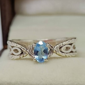 Art Deco Blue Topaz Ring: Sterling Silver Filigree, Size 8