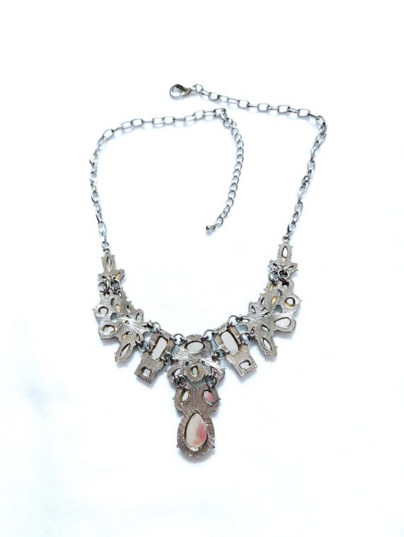 Opalescent Lucite Bib Necklace: Geometric Floral … - image 8