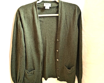 Pure 100Cashmere Cardigan Sweater: Scotland Made, Olive Green, Size M