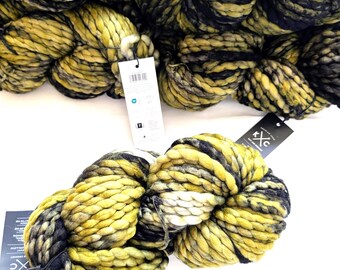 Bulky Camouflage Wool Yarn: Rustic Farmhouse Style, 74yd