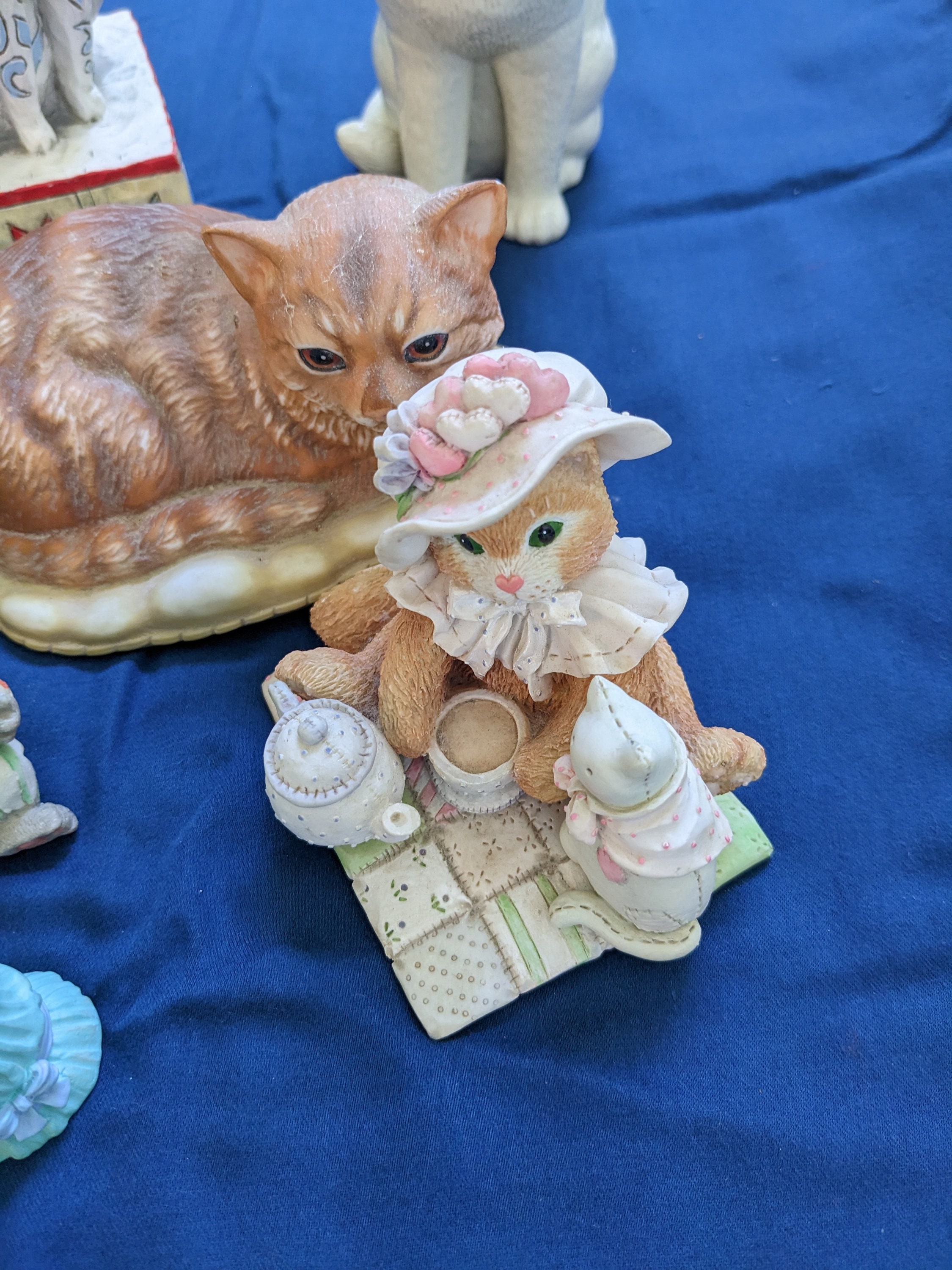 Lenox & Jim Shore Cat Figurine Collection: Calico, Tabby