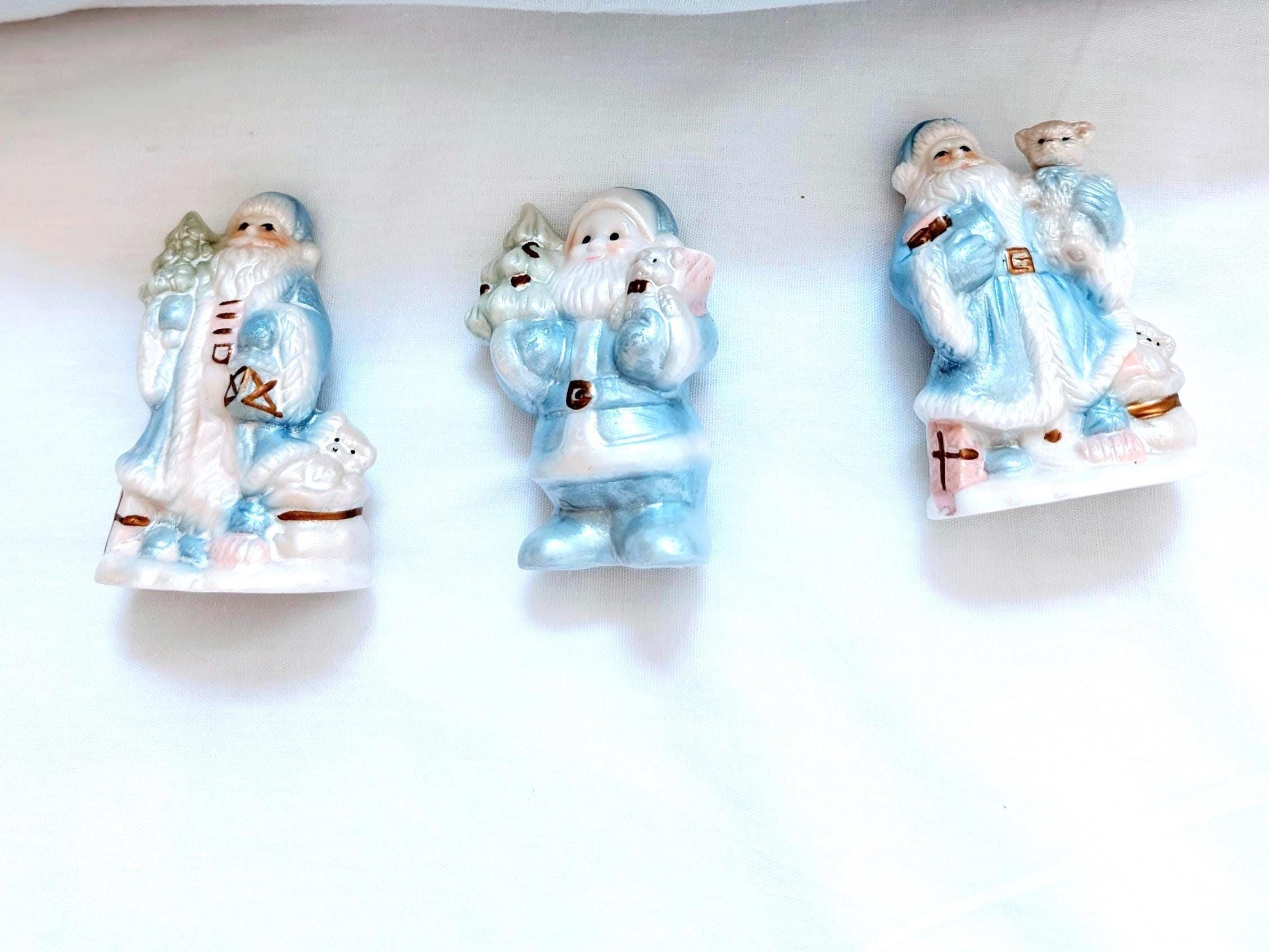 サンタ人形 水色 Blue Santa Figurines - Etsy