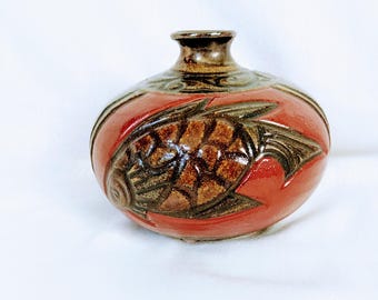 Tsuboya Vase Fish Design Japanese Okinawa Artistic Pottery