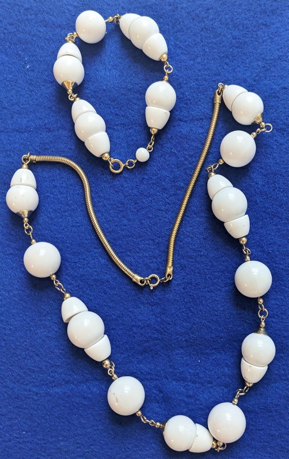 Set Necklace & Bracelet Rhapsody of White Acrylic/