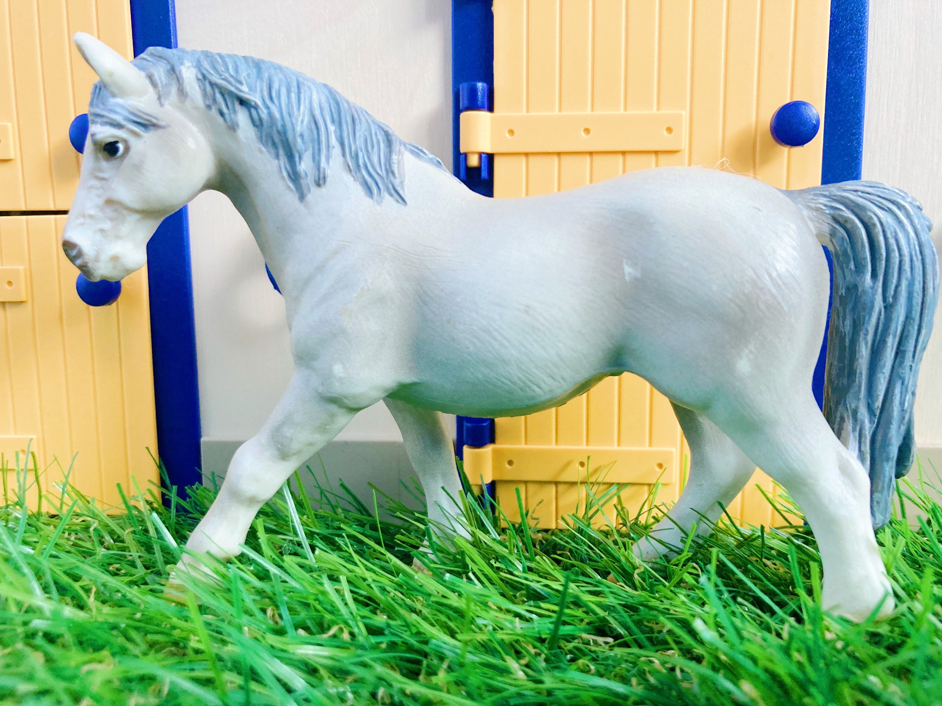 Retired Schleich Horses for sale Only 4 left at 65