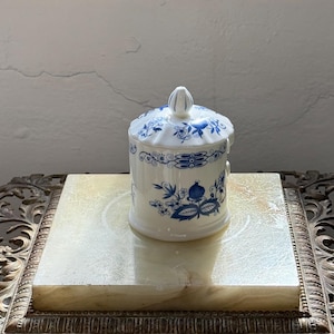 Vintage 1980 Mann Vienna Woods Lidded Pot - Blue Onion Fine Bone China
