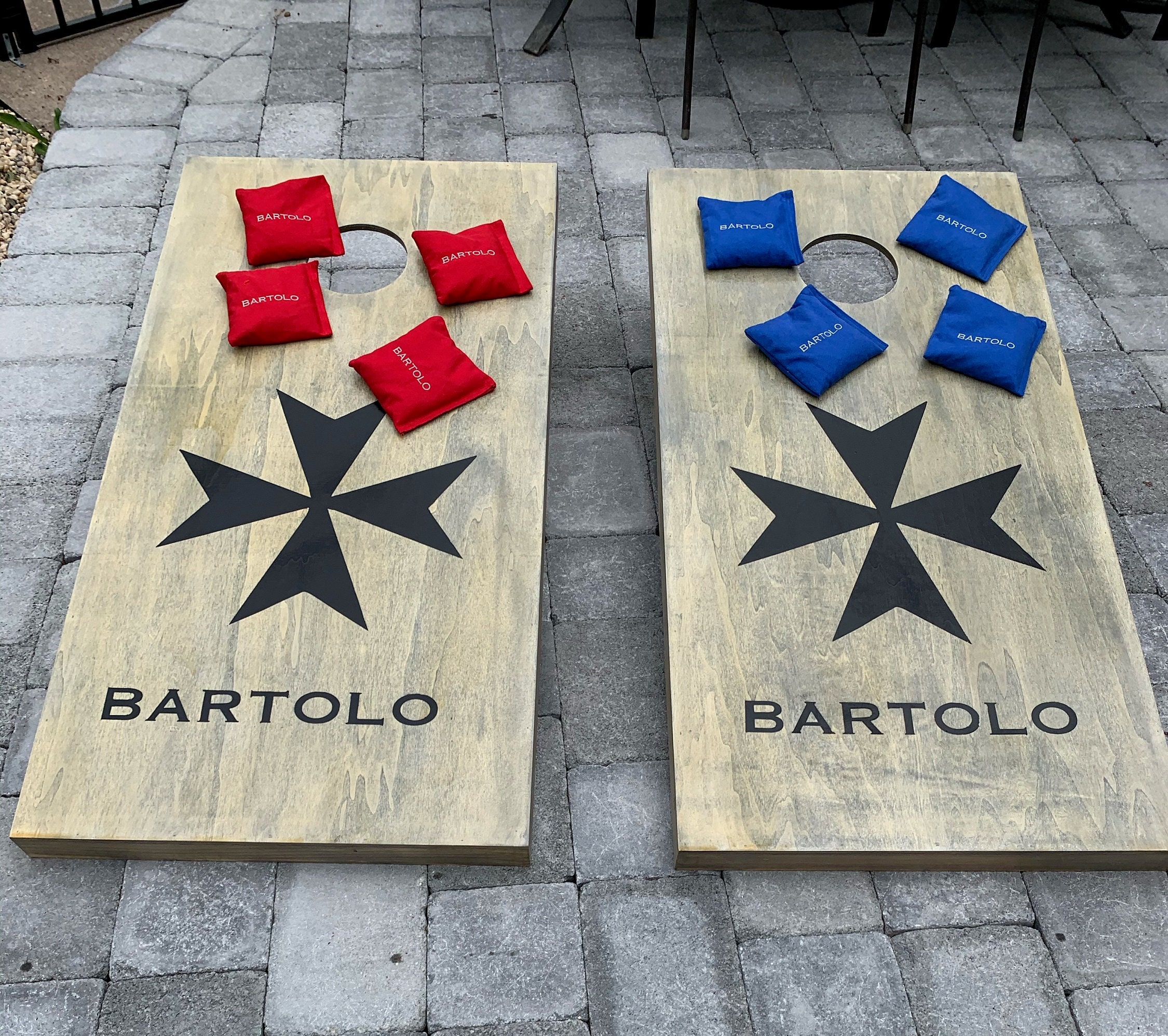 Custom Cornhole Board | Full Set | Boards, Bags, Carrying Case ...