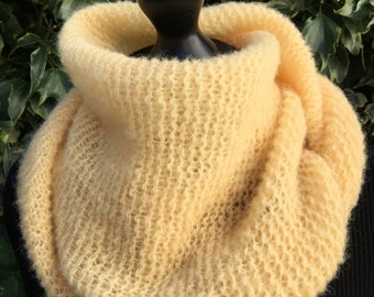 Alpaca triangle scarf, knitted wrap, primrose yellow, pale yellow, hand knitted, soft, warm, light as a cloud