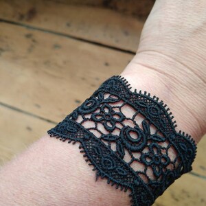 Superbe poignet sexy, bijoux pour le corps, bracelet en dentelle gothique noire image 3