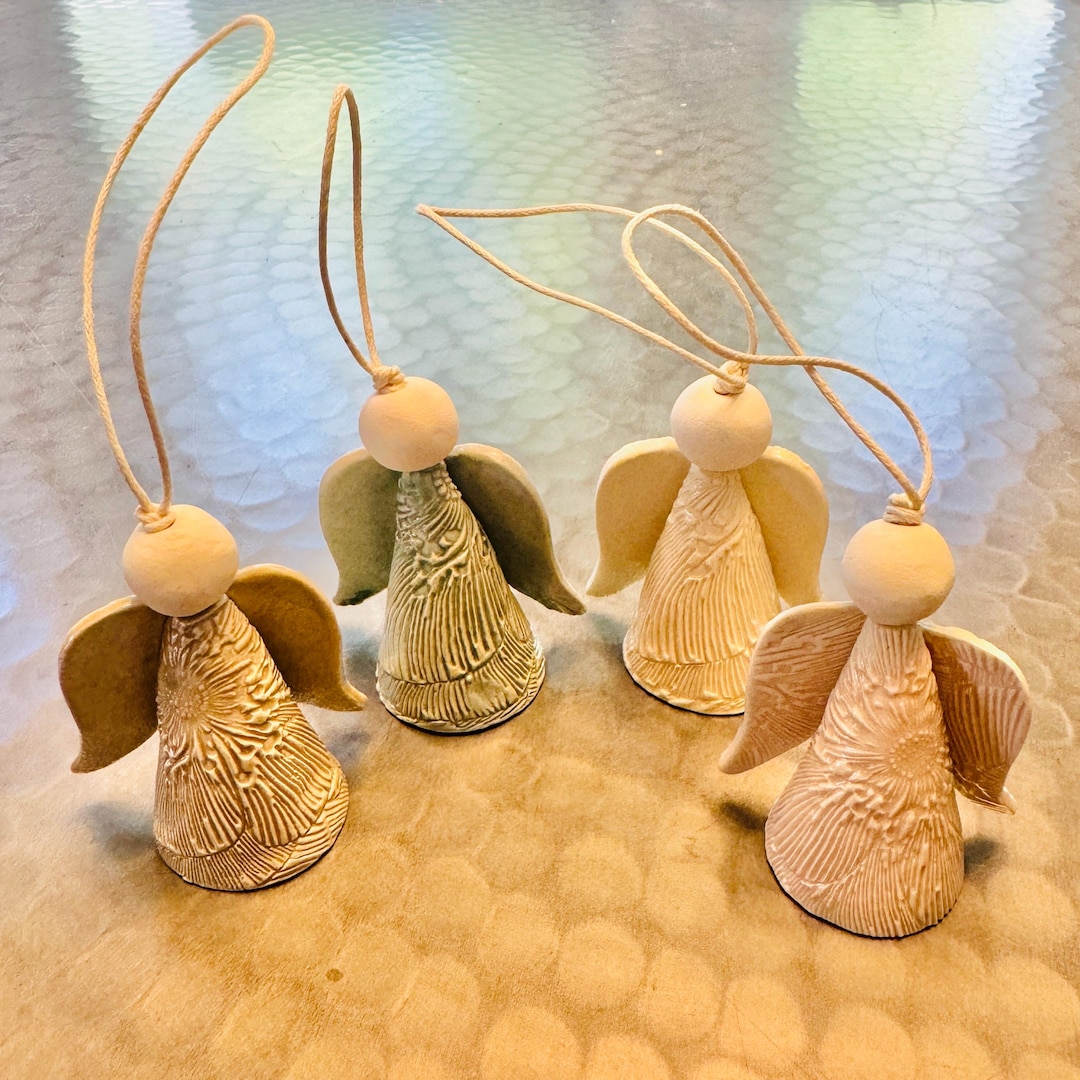 Ceramic ornaments / Angel and sheep main image 0