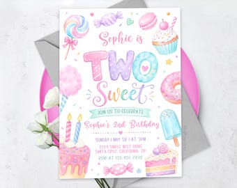 Invito per il secondo compleanno a tema dolci, invito per la festa di compleanno di una bambina con tema dessert, festa di compleanno con caramelle, ciambelle e gelato, BP0944