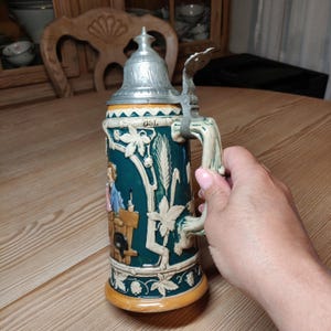 Vintage Hand-Painted German Beer Stein with 3D Scene and Pewter Lid – “Hopfen und Malz” Collectible