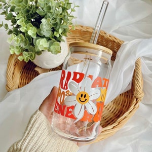 Radiate Positive Energy Beer Glass Can, Iced Coffee Glass, Retro Daisy Flower, 16oz Libbey, Motivational Inspirational Glass Can, Groovy